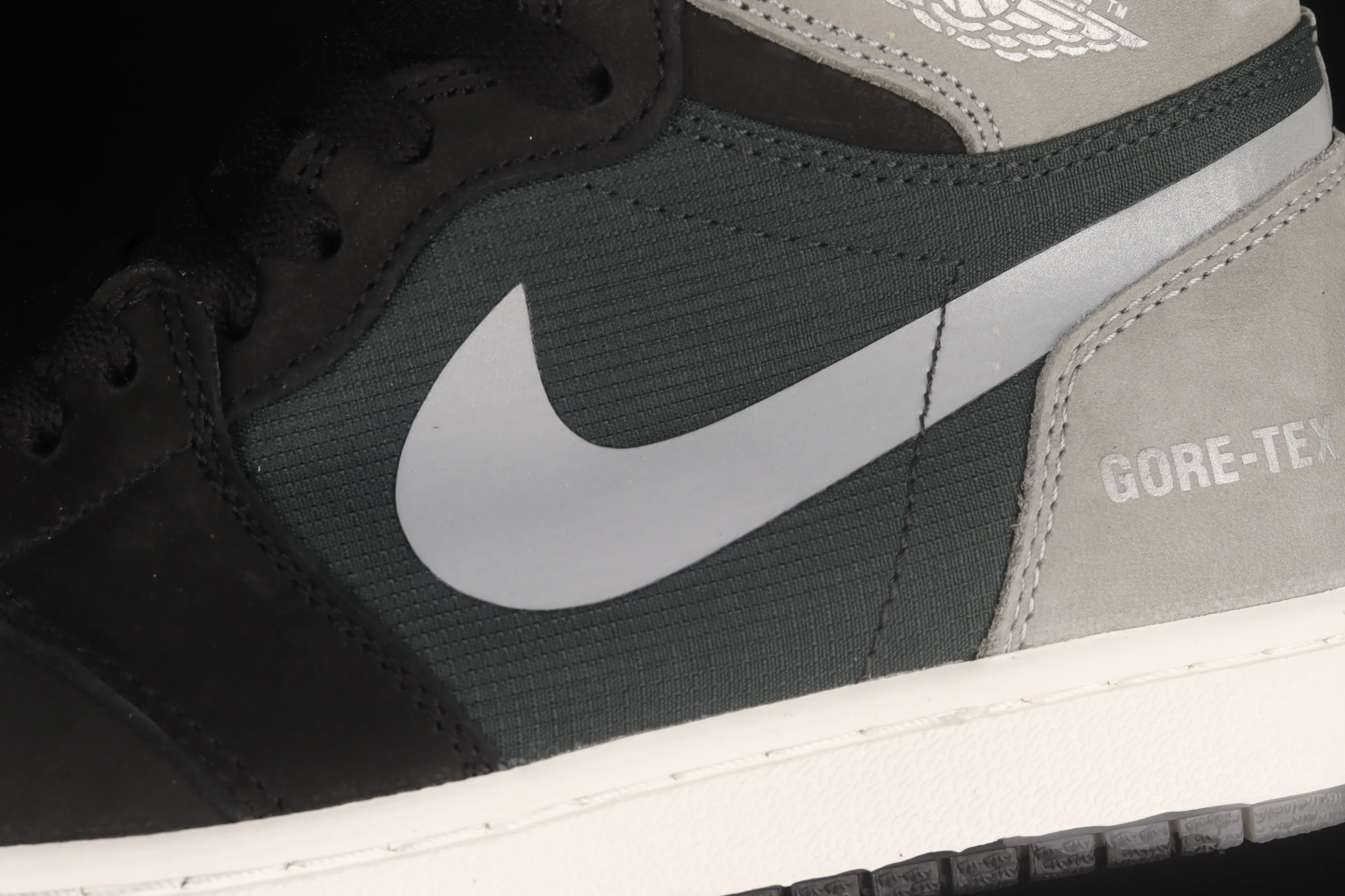 All Categories Air Jordan Jordan Series Basketball Shoes Air Jordan 1 High Air Jordan 1 Retro AJ1 Joe 1 Premium Black Gray 3M Reflective High Top Basketball Shoes DB2889-001